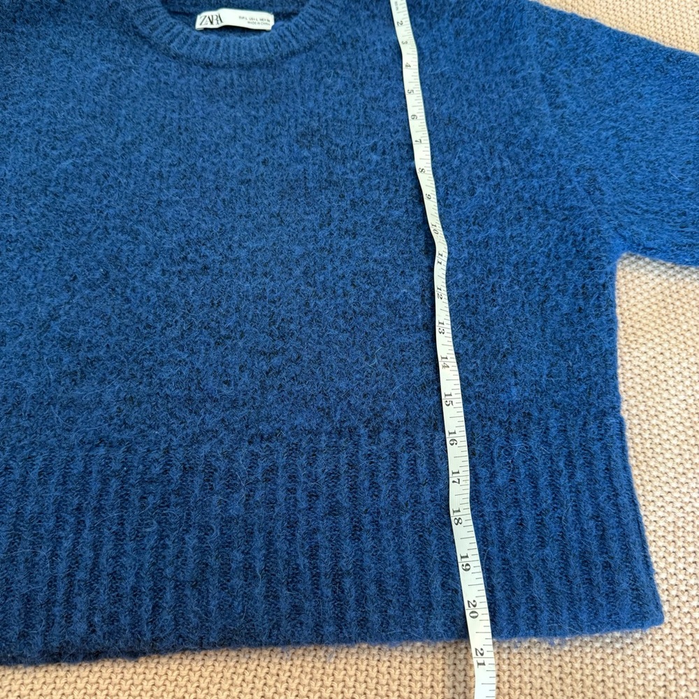 Zara Boxy Short Sleeve Crewneck Sweater in Cobalt Blue
Large - Picture 10 of 11